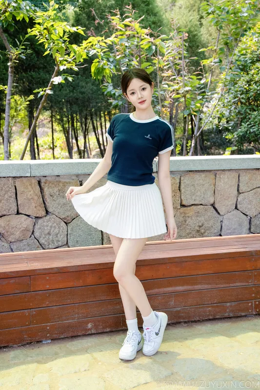 足愉心 NO.039 嘉怡（搭配:体操服、白色短裙、白色棉袜、运动鞋） - 足愉心